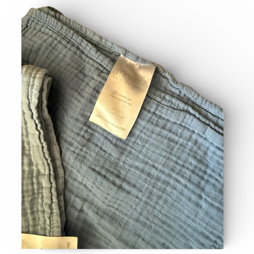 Mozah Soft Muslin Swaddle Blankets Organic Cotton  in Blue Shades Bundle of two - Picture 2 of 3